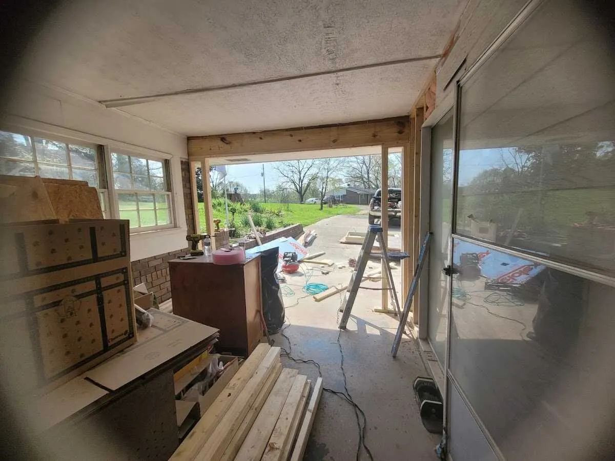 Air movers and dehumidifier for Water Mitigation Services in Madera Acres